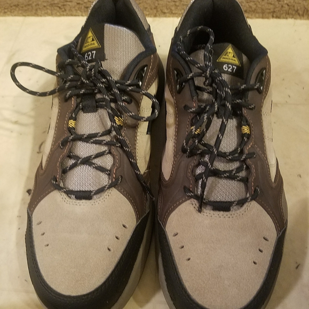 New balance steel toe